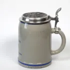 kotschwara-wick-werke_humpen-faschingsgesellschaft-turmfalken-damische-ritter_0.5l_dl_02-k